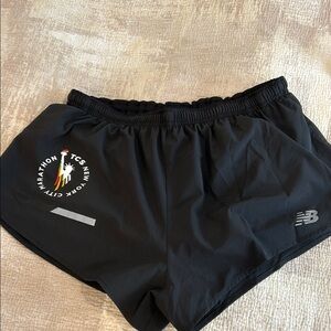 TCS Marathon Mens L New Balance Black Athletic Shorts 5inch Racer Shorts